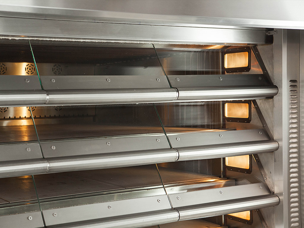 Convection ovens are the most popular in bakeries.