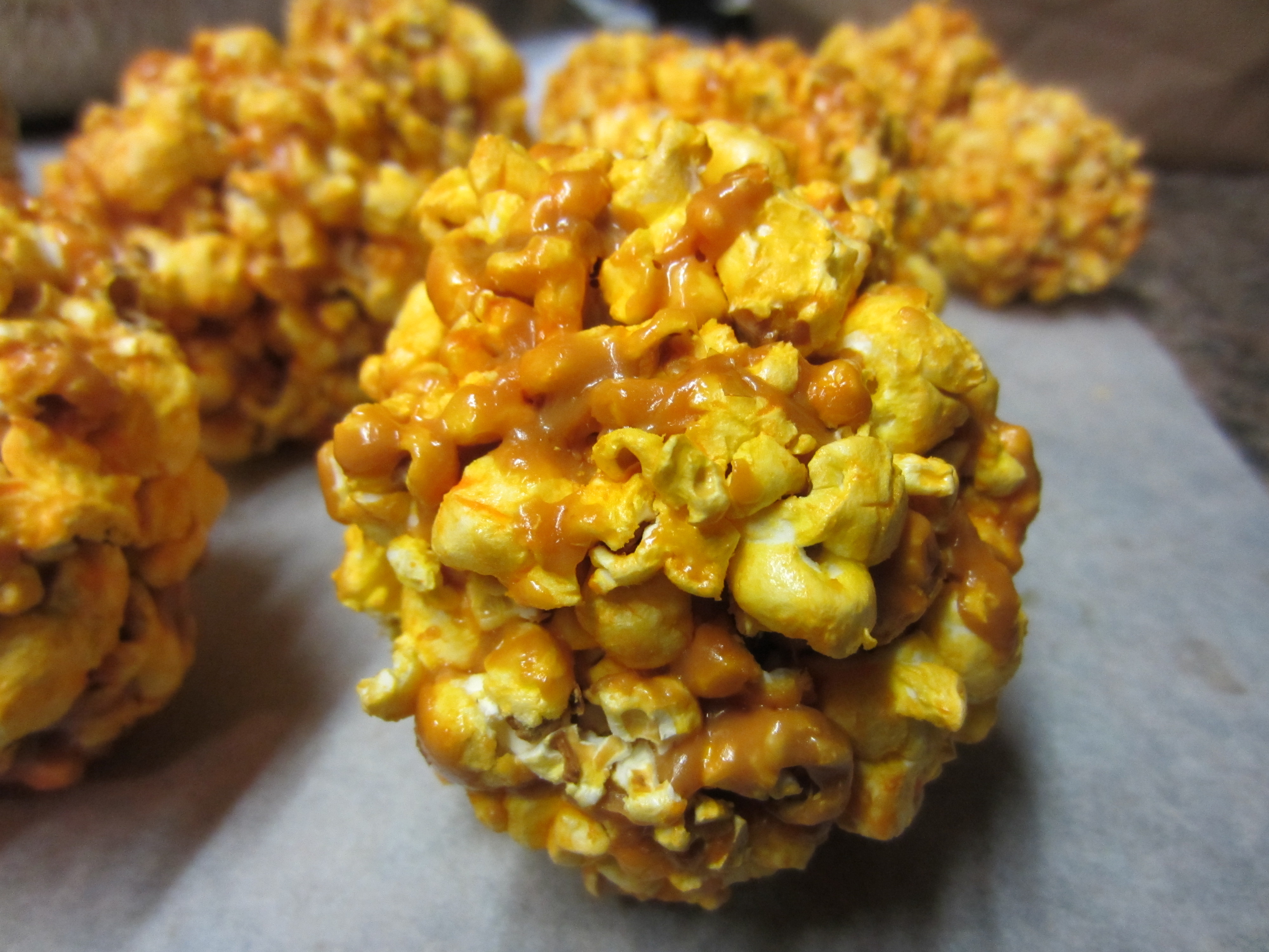 Who invented caramel popcorn?