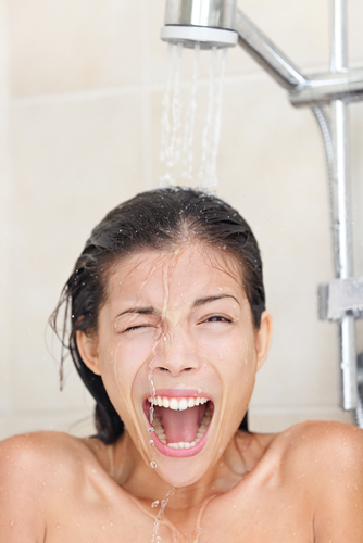 Steam wrinkling while showering? Why, yes! This along