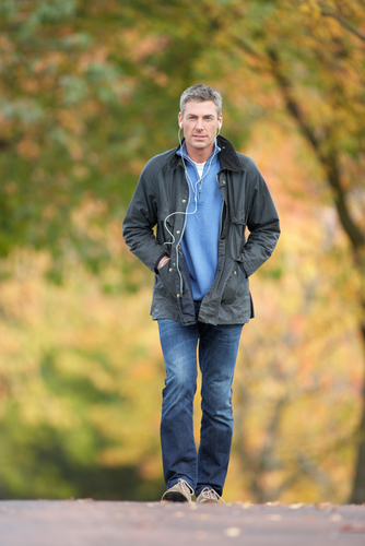 6 Safety Tips For Walking In The Fall
