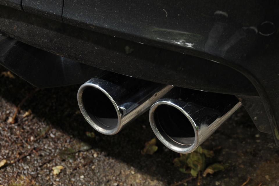 Toyota HiLux DPF exhausts are typically built from